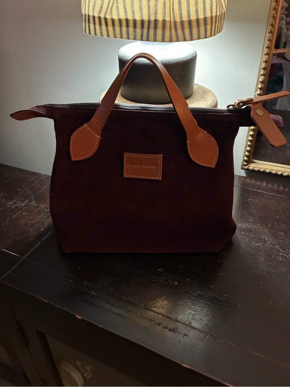 Parker Thatch burgundy small charlie